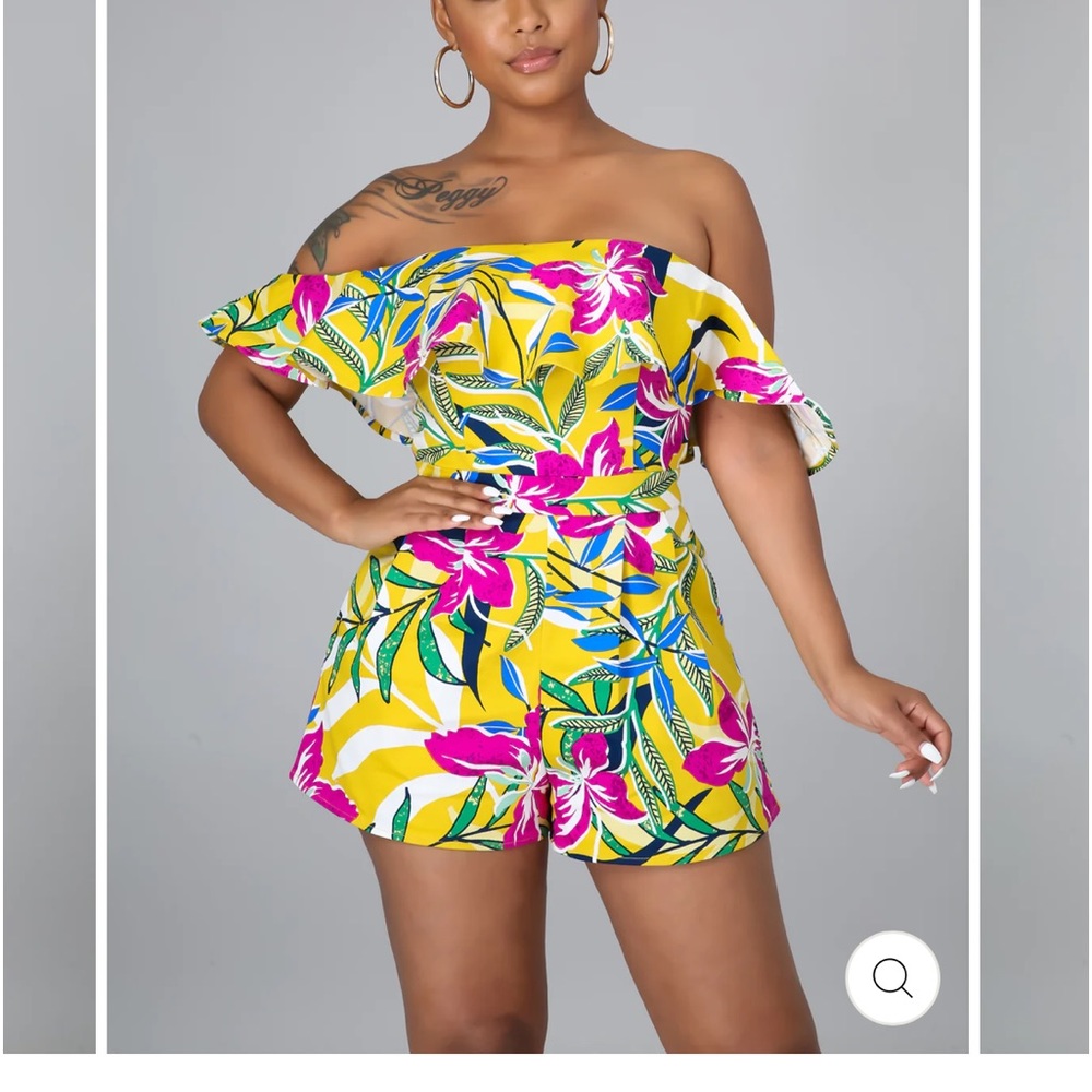 Flying tomato brand size medium brand new with tags romper